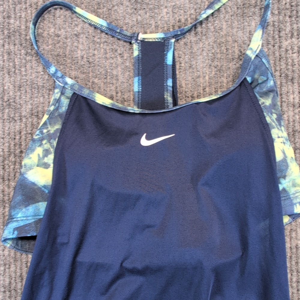 Nike Women's M Tank Top Built-In Bra Navy/Green Racerback Lightweight